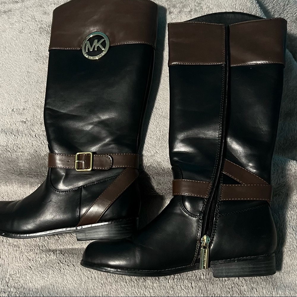 Michael Kors Boots. Size Kids 4.
